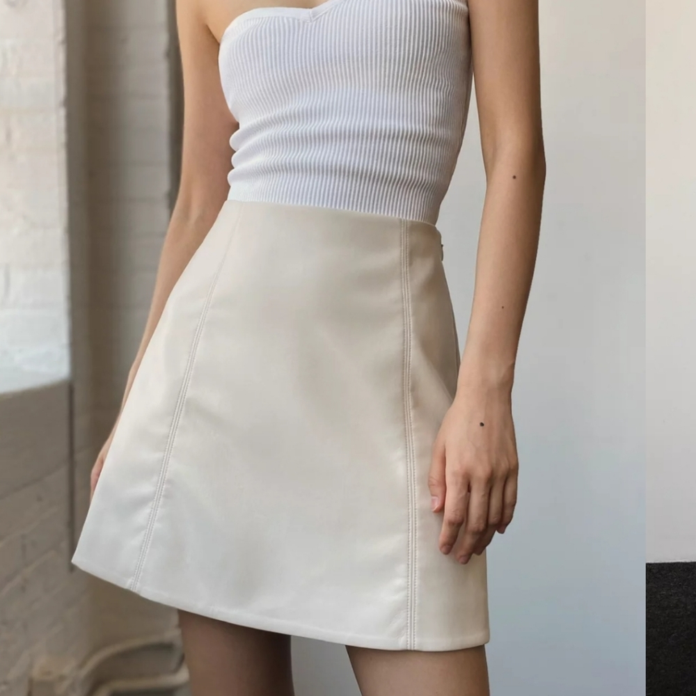 NWOT aritzia babaton modern mini leather skirt black 6